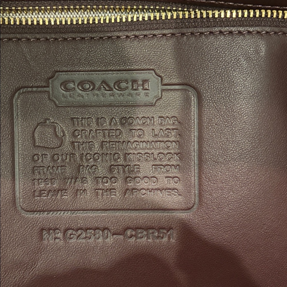Coach Large Kisslock in Black Currant - Picture 6 of 7